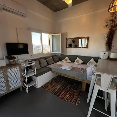 Private House Agios Georgios Feriehus *